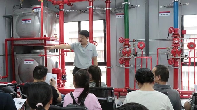 消防職業(yè)技能培訓(xùn)：打造安全衛(wèi)士！